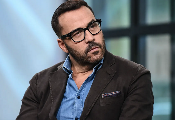 The Artistic Brilliance of Jeremy Piven post thumbnail image